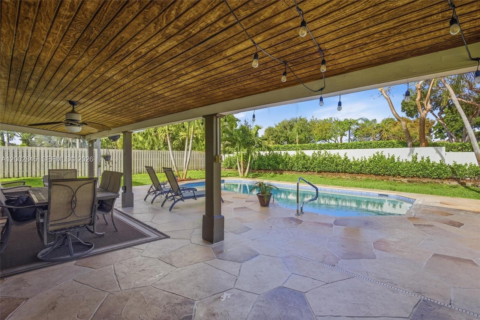 Real estate property located at 921 Monticello Ave, Broward, Shenandoah Section One, Davie, FL