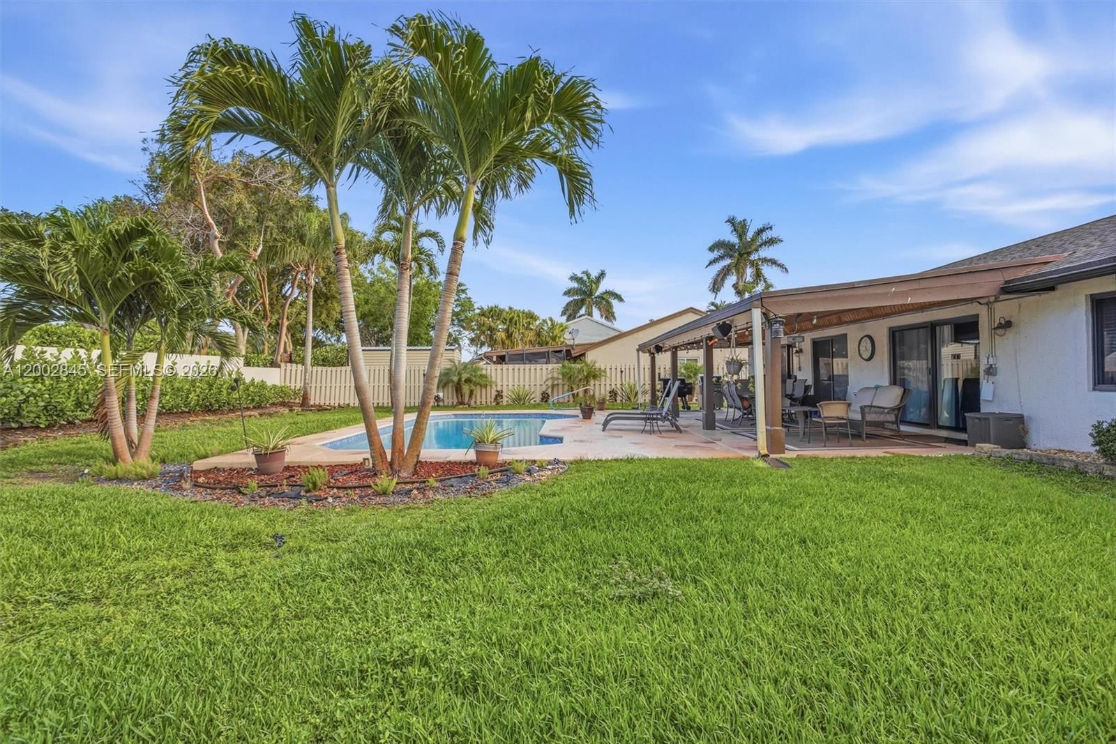 Real estate property located at 921 Monticello Ave, Broward, Shenandoah Section One, Davie, FL