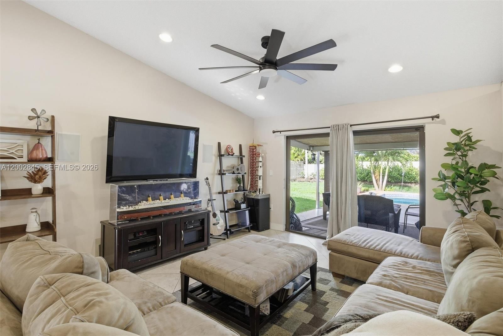 Real estate property located at 921 Monticello Ave, Broward, Shenandoah Section One, Davie, FL