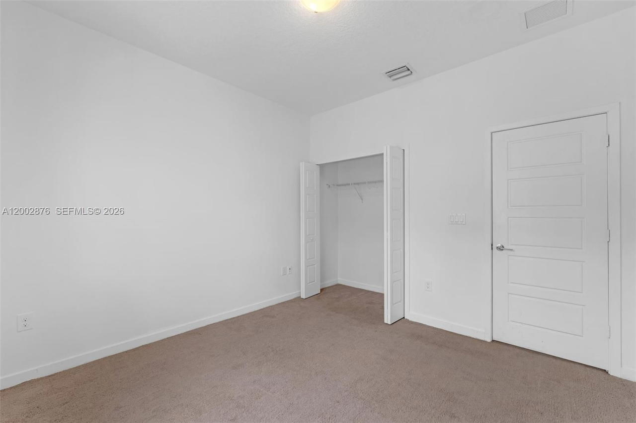 Real estate property located at 17624 149th Pl, Miami-dade, Venetian Parc, Miami, FL