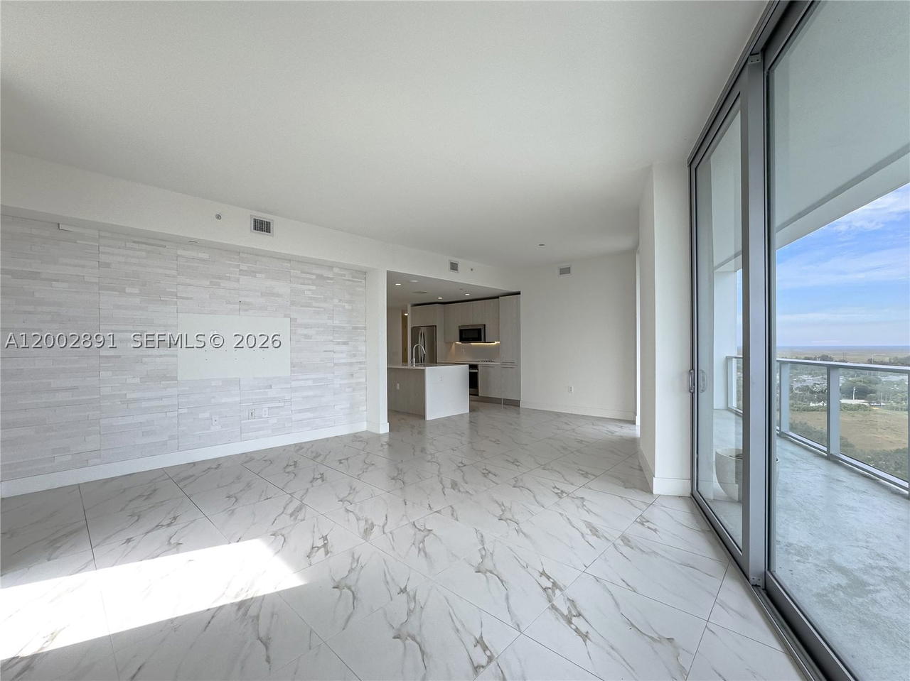 Real estate property located at 2000 Metropica Way #2009, Broward, Metropica North Tower One, Sunrise, FL