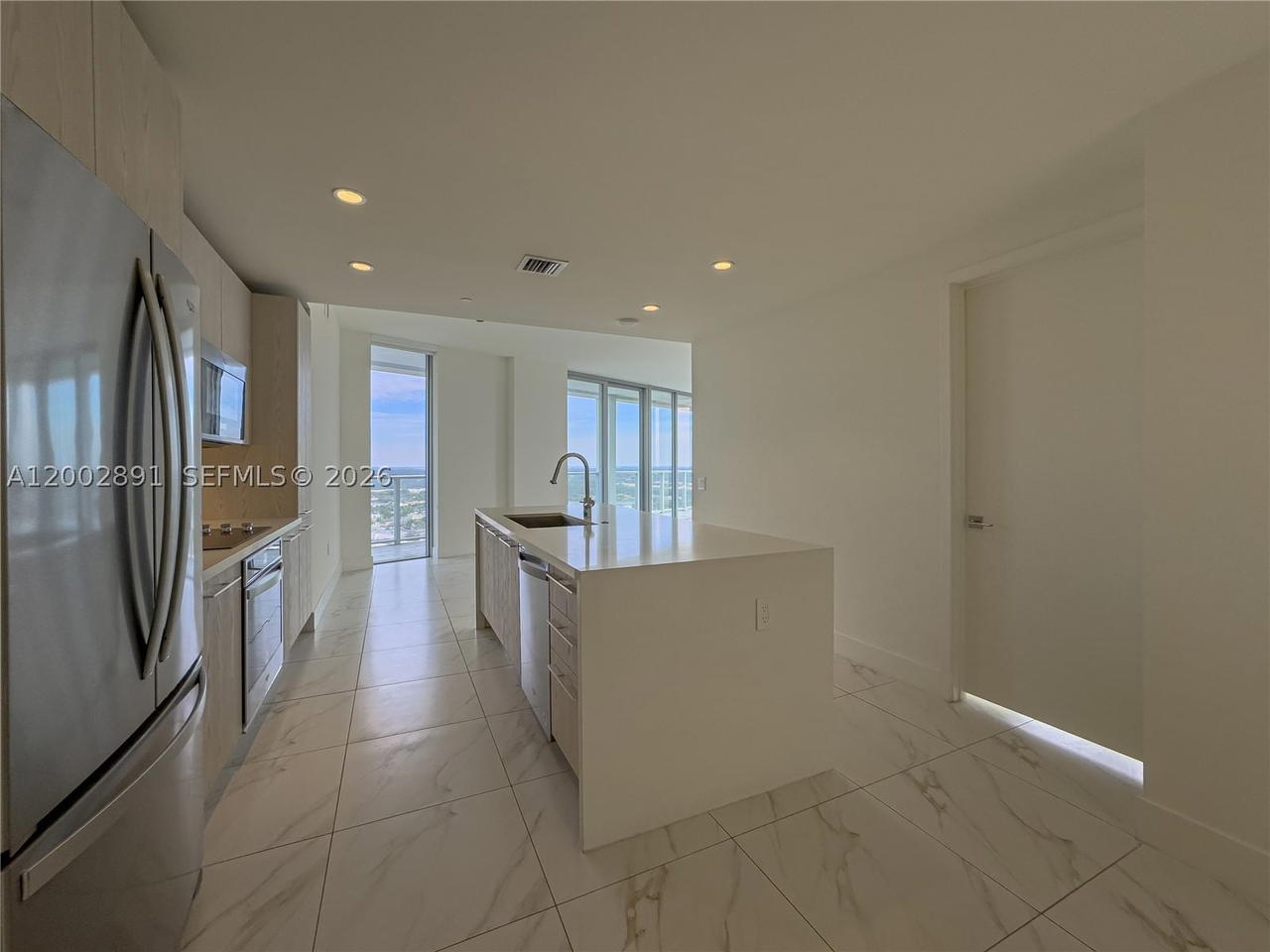 Real estate property located at 2000 Metropica Way #2009, Broward, Metropica North Tower One, Sunrise, FL