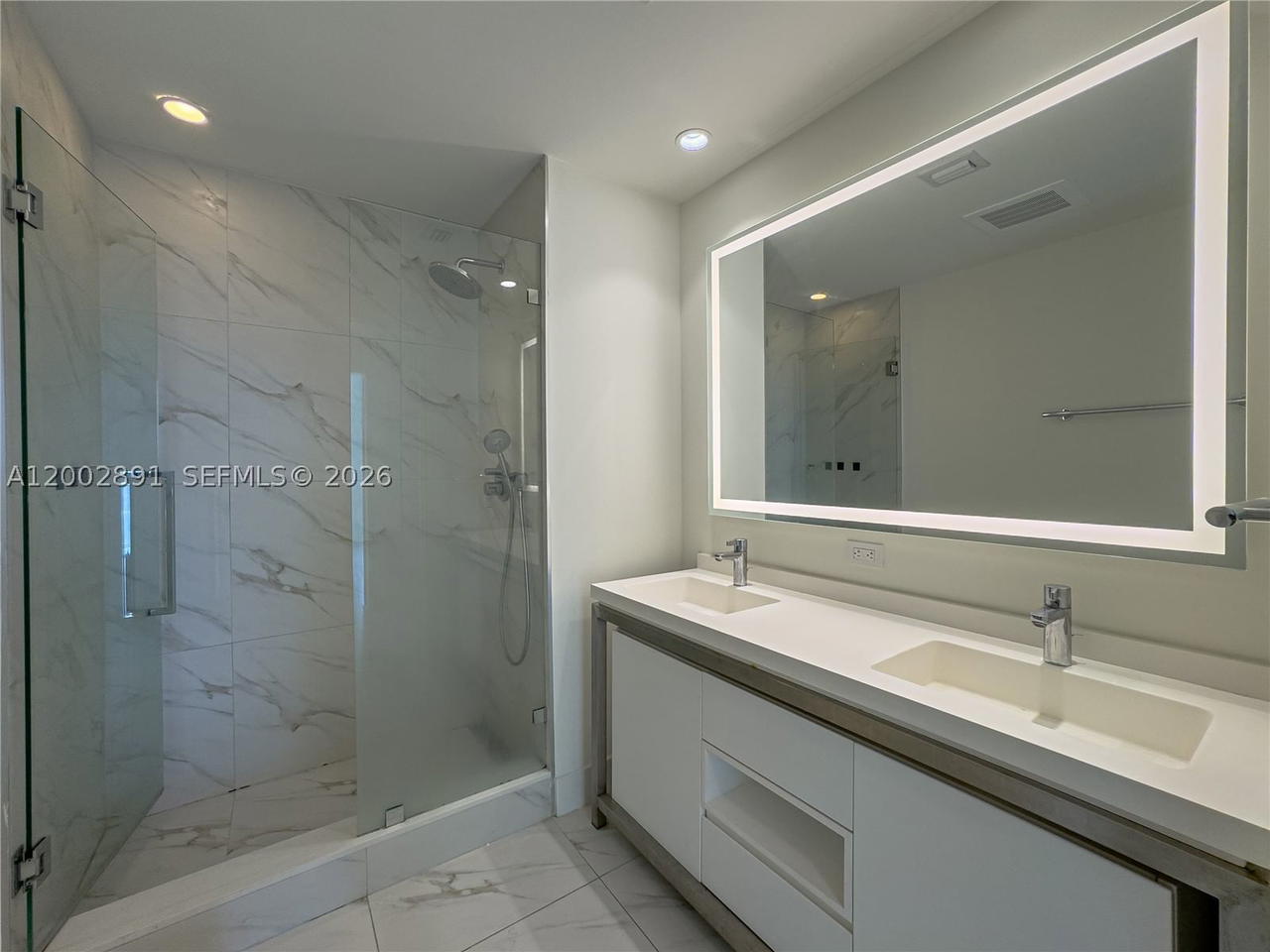 Real estate property located at 2000 Metropica Way #2009, Broward, Metropica North Tower One, Sunrise, FL
