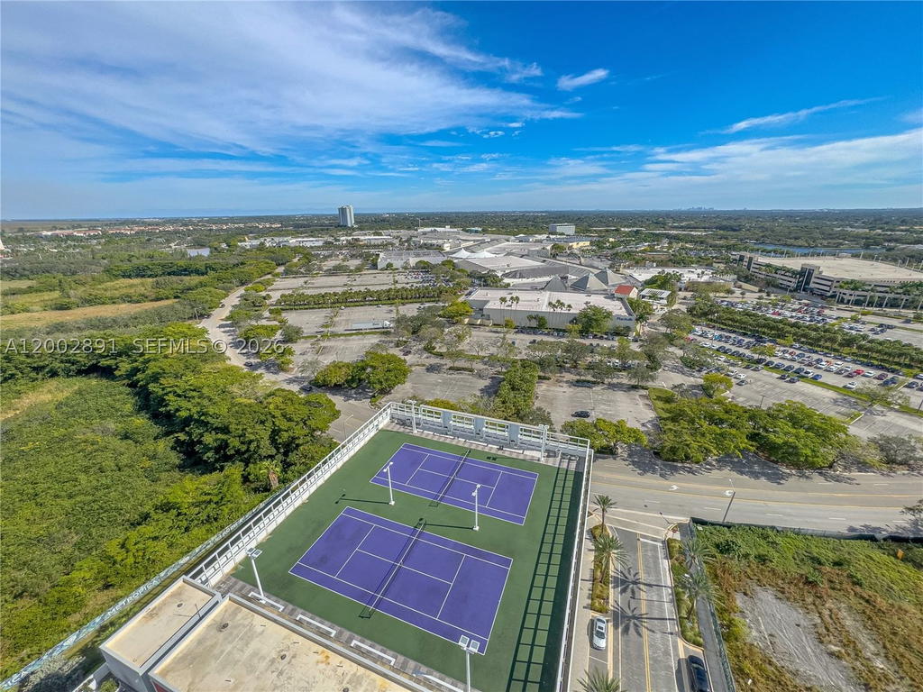 Real estate property located at 2000 Metropica Way #2009, Broward, Metropica North Tower One, Sunrise, FL