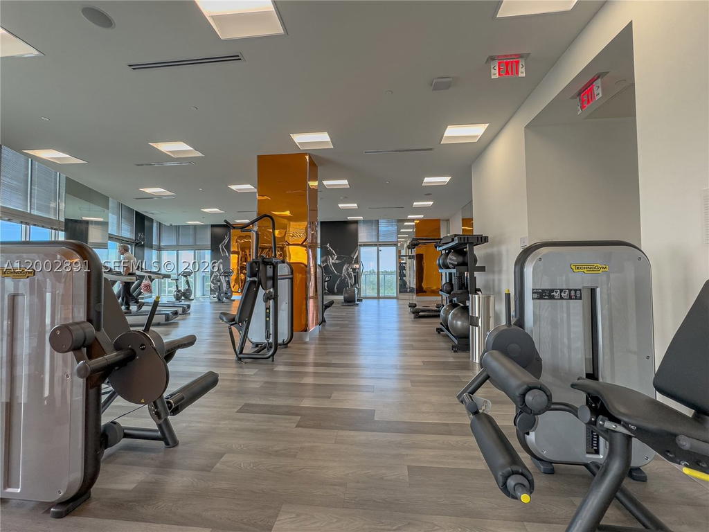 Real estate property located at 2000 Metropica Way #2009, Broward, Metropica North Tower One, Sunrise, FL