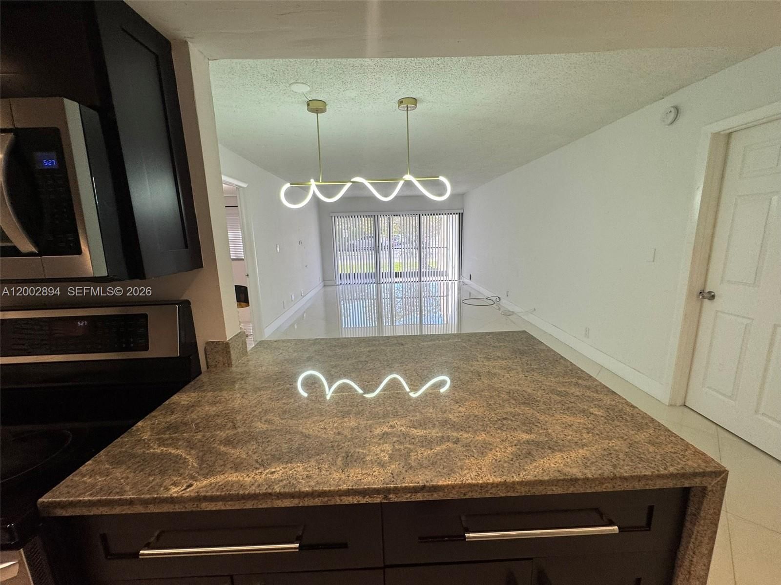 Real estate property located at 240 Lakeview Dr #112, Broward, Building Ten Of Racquet C, Weston, FL