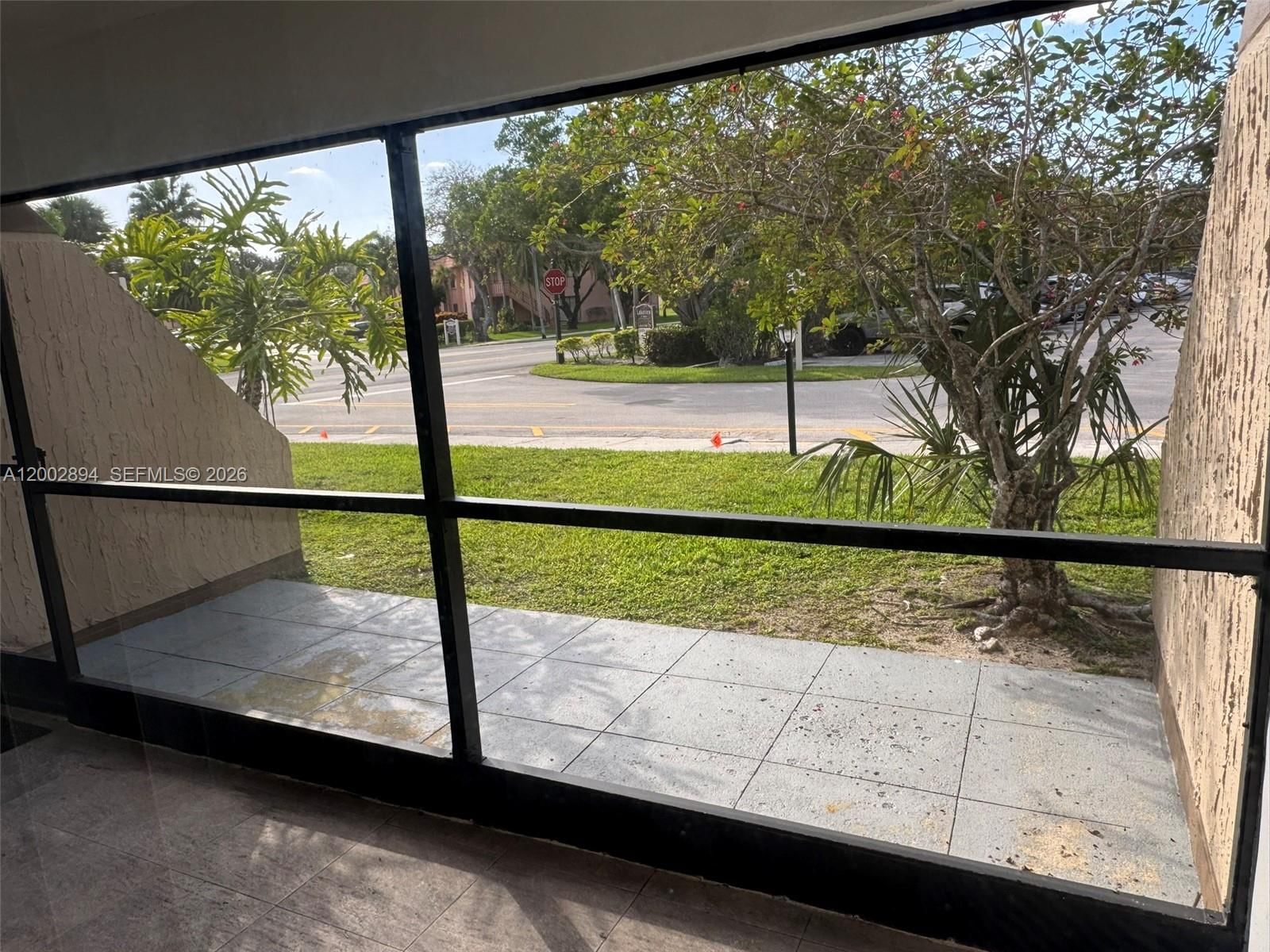 Real estate property located at 240 Lakeview Dr #112, Broward, Building Ten Of Racquet C, Weston, FL