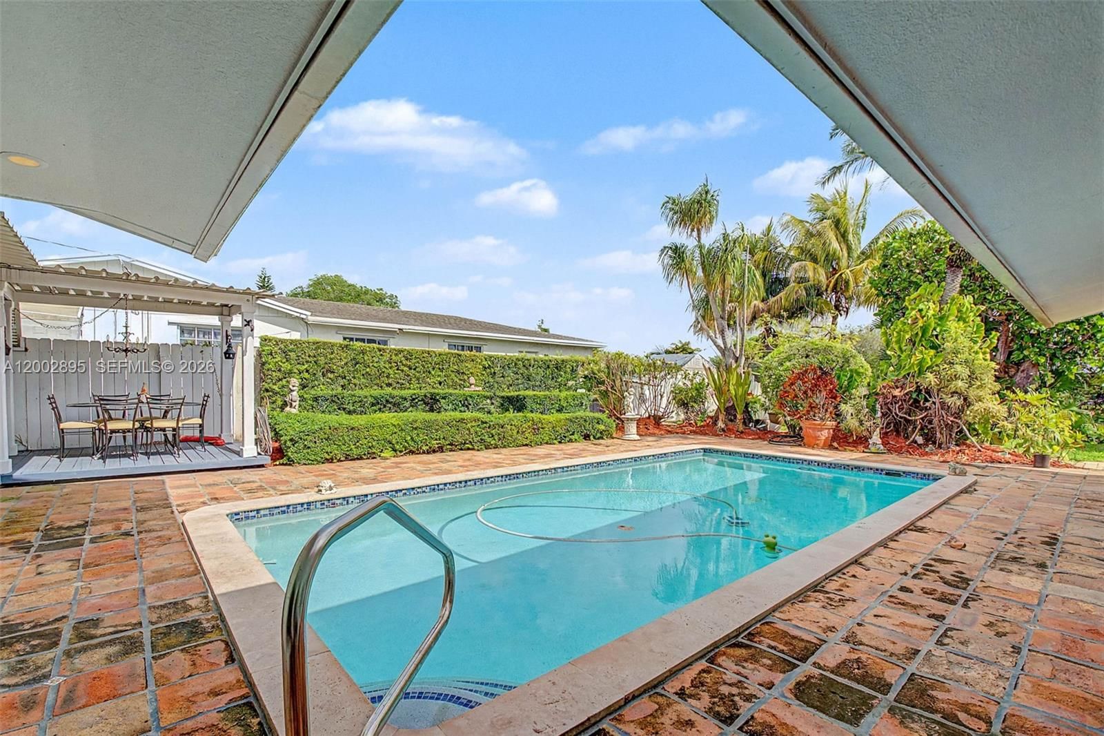 Real estate property located at 10841 68th Dr, Miami-dade, Westwood Ests Sec 2 2nd A, Miami, FL