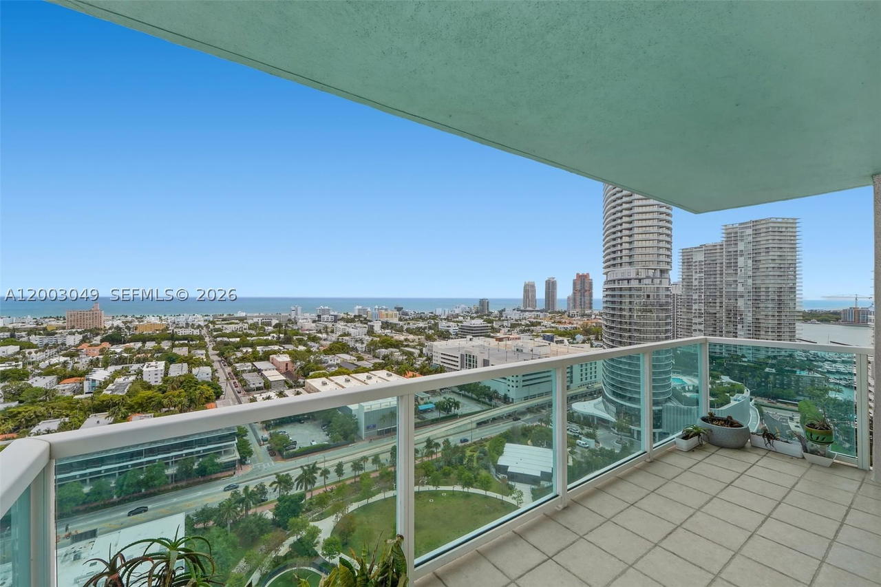 Real estate property located at 650 West Ave #2612, Miami-dade, The Floridian Condo, Miami Beach, FL