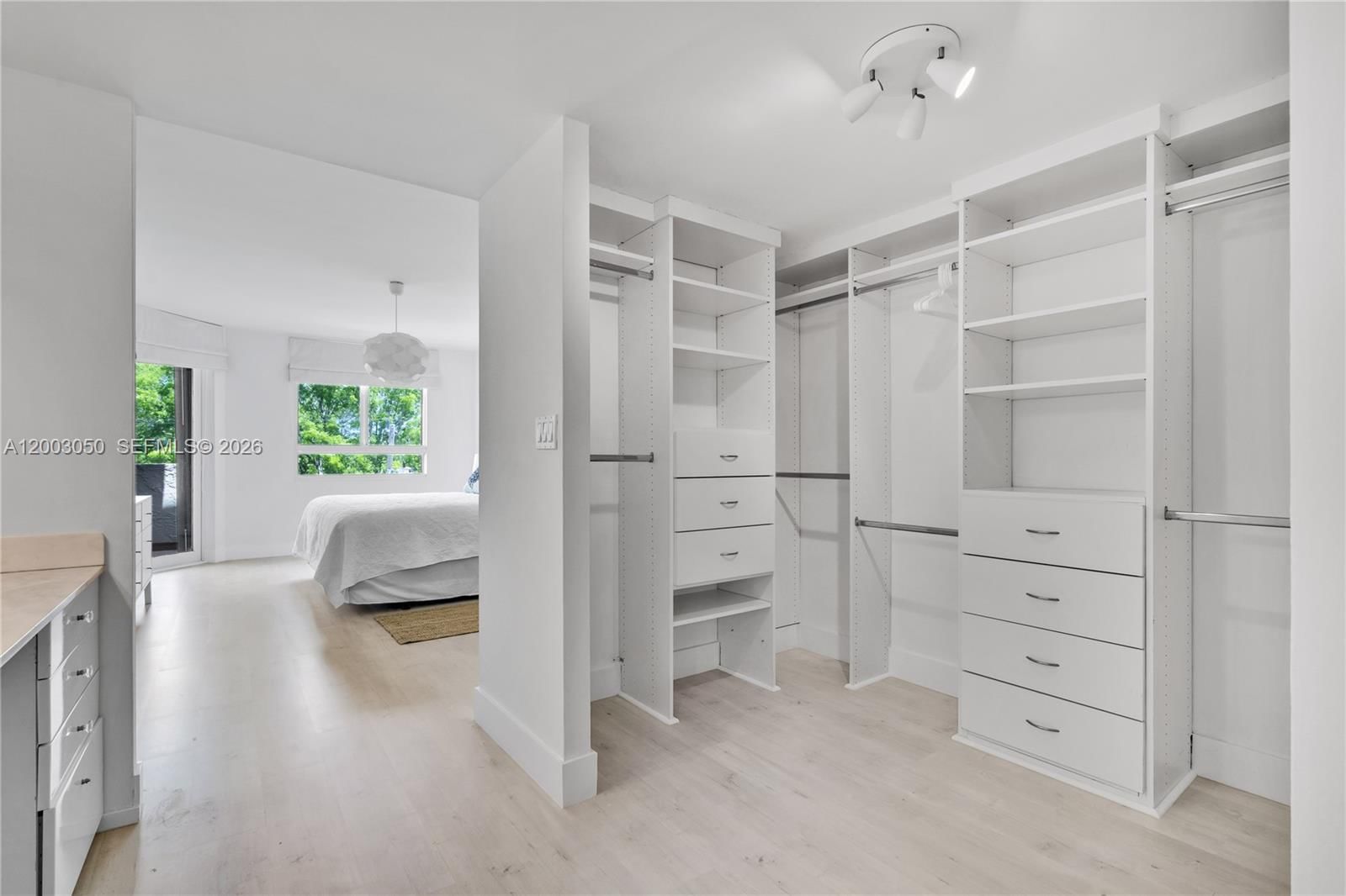 Real estate property located at 101 Crandon Blvd #367, Miami-dade, Key Colony No 4 Condo, Key Biscayne, FL