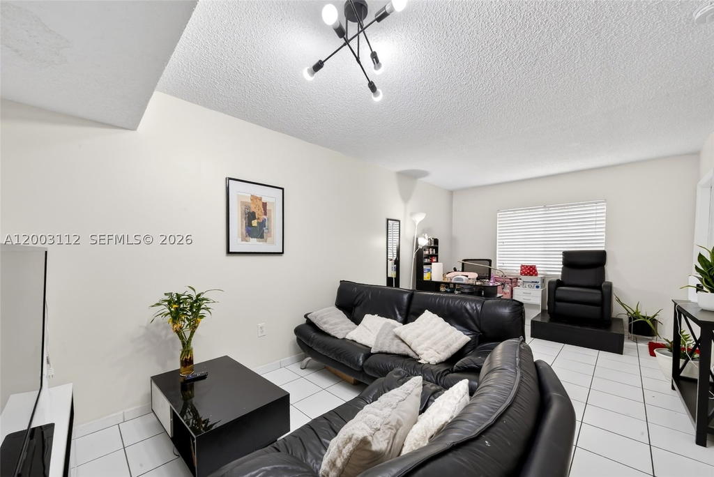 Real estate property located at 15490 134th Pl #507, Miami-dade, Vista Alegre Townhomes Vi, Miami, FL
