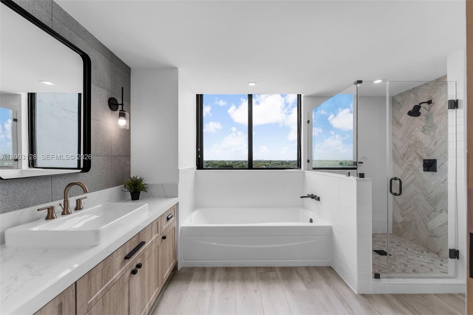 Real estate property located at 1300 Ponce De Leon Blvd #815, Miami-dade, 1300 Ponce Condo, Coral Gables, FL