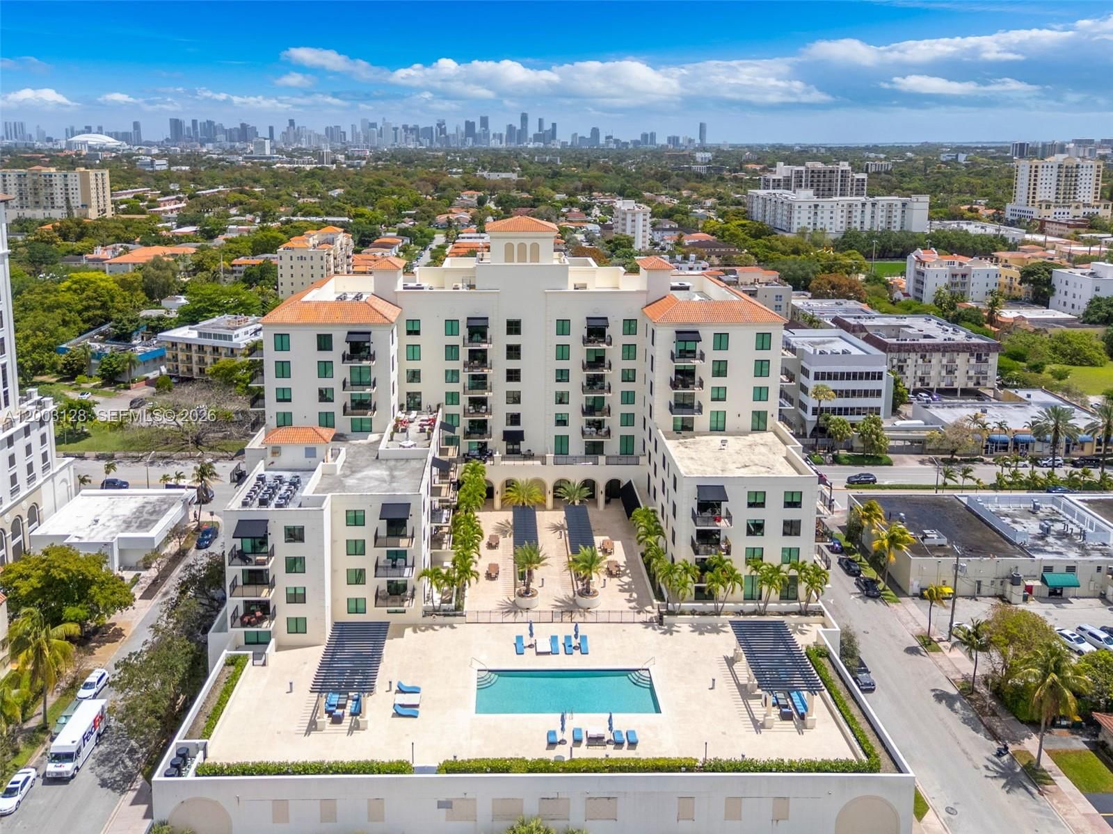 Real estate property located at 1300 Ponce De Leon Blvd #815, Miami-dade, 1300 Ponce Condo, Coral Gables, FL