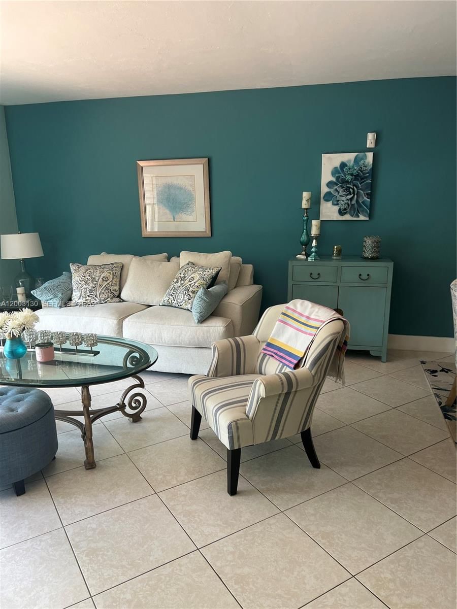 Real estate property located at 8335 72nd Ave #212D, Miami-dade, The Ledges Condo, Miami, FL