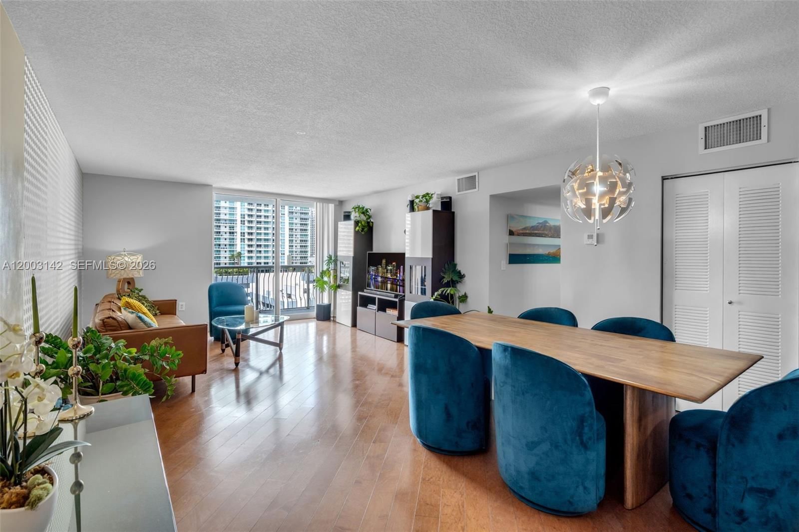 Real estate property located at 1200 Brickell Bay Dr #1924, Miami-dade, The Club At Brickell Bay, Miami, FL