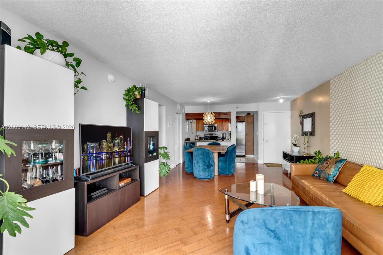 Real estate property located at 1200 Brickell Bay Dr #1924, Miami-dade, The Club At Brickell Bay, Miami, FL