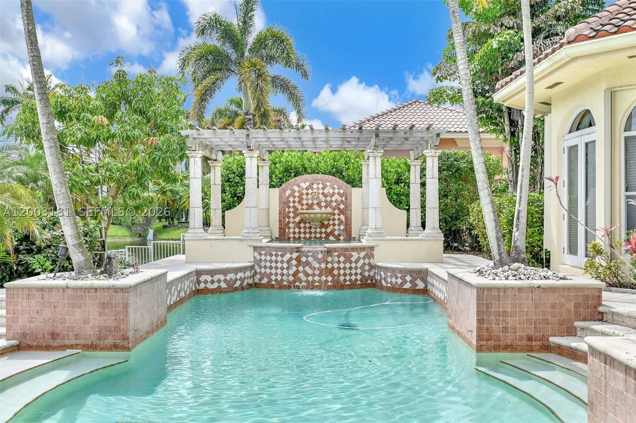 Real estate property located at 10430 Kestrel St, Broward, Enclave 2nd Section, Plantation, FL