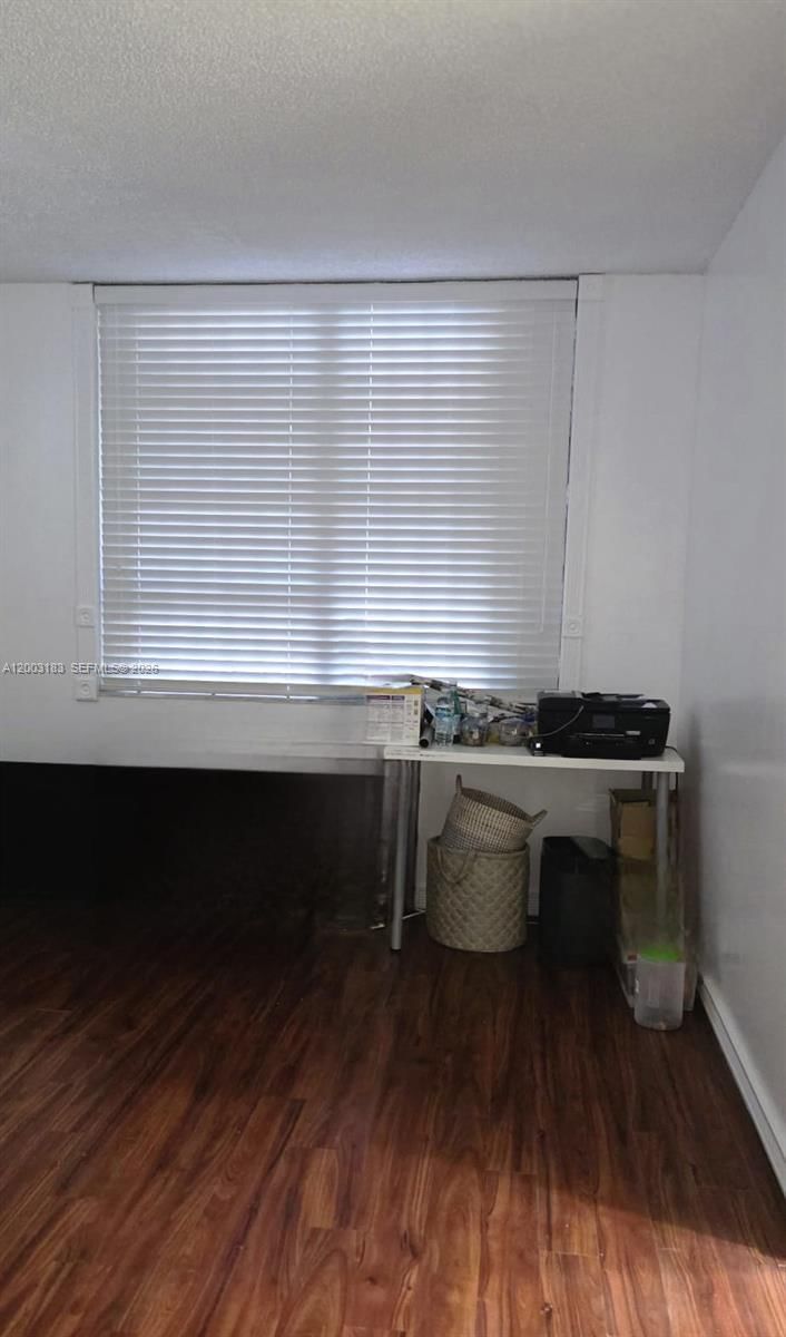 Real estate property located at 10835 112th Ave #106, Miami-dade, Gardens Of Kendall So Con, Miami, FL