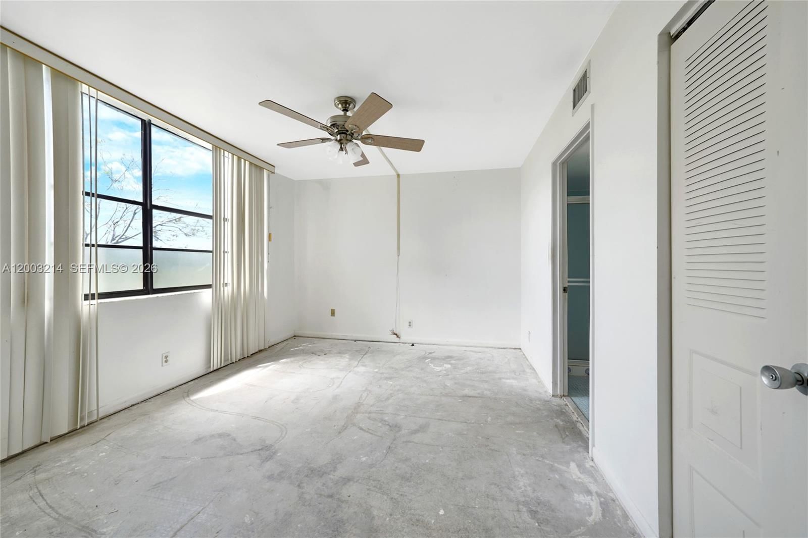 Real estate property located at 7330 18th St #204, Broward, 34 Of Palm Springs 3 Cond, Margate, FL