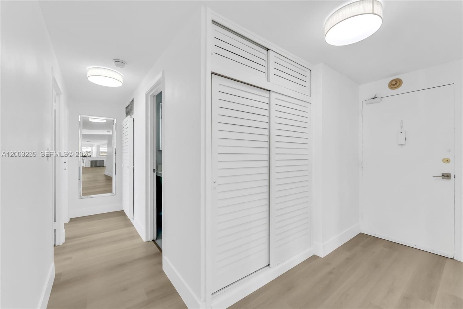 Real estate property located at 1408 Brickell Bay Dr #518, Miami-dade, Brickell Bay Tower Condo, Miami, FL