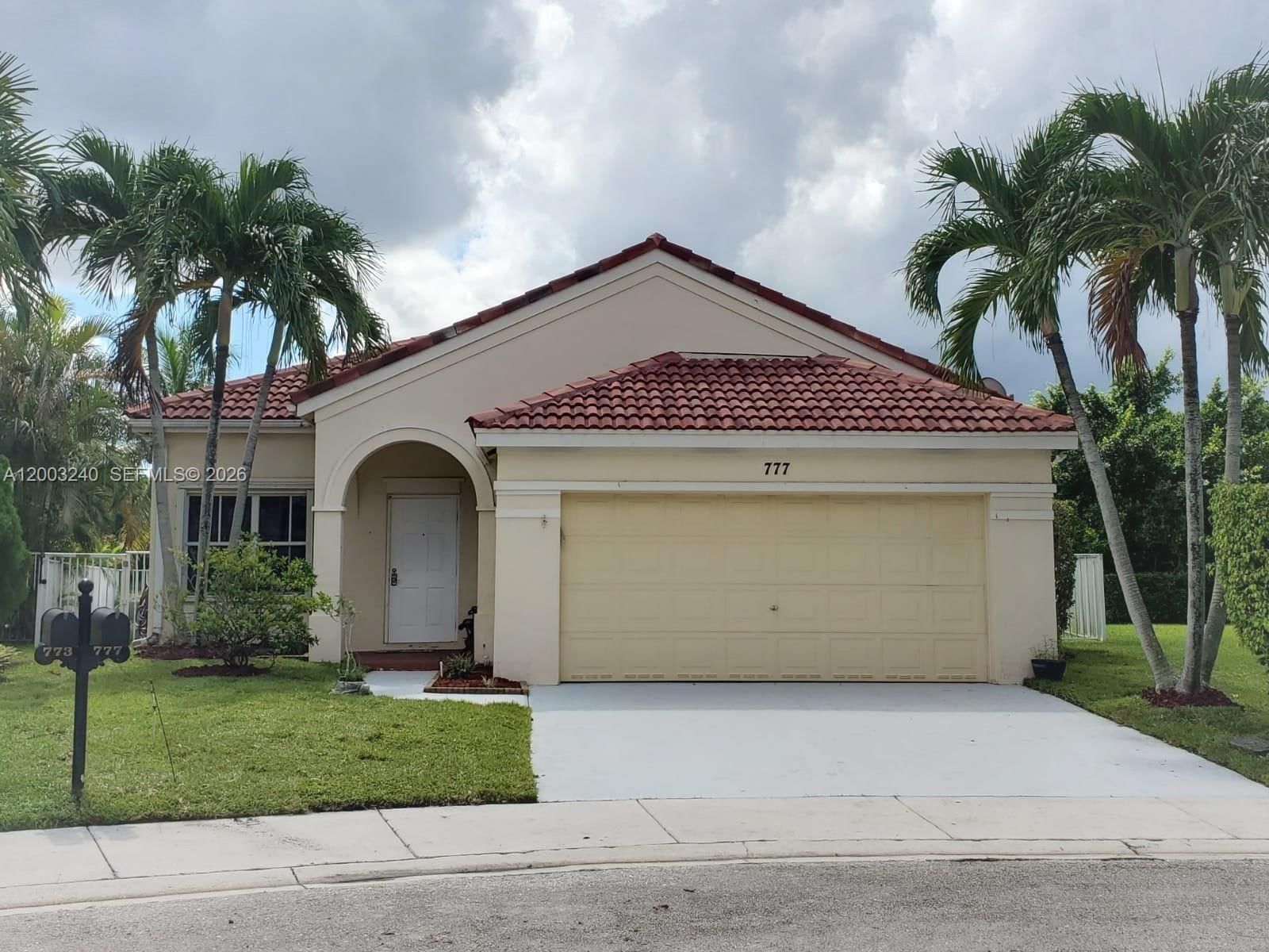 Real estate property located at 777 Tanglewood Cir, Broward, Sector 3 - Parcels H I J, Weston, FL