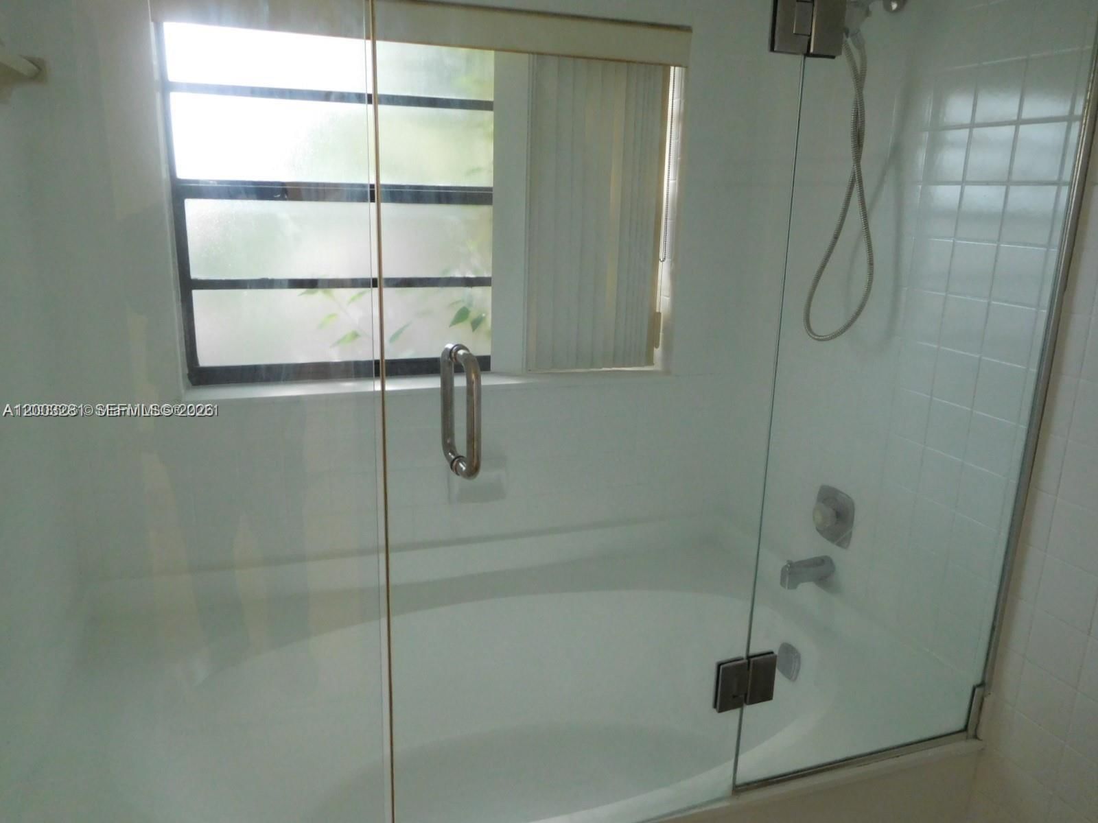 Real estate property located at 323 Ives Dairy Rd #323-06, Miami-dade, Condo B At Mediterranea P, Miami, FL