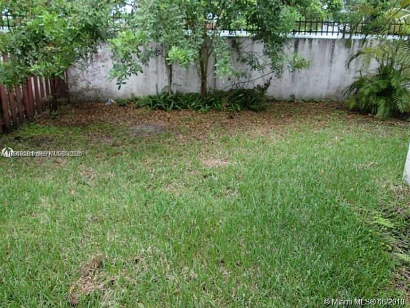 Real estate property located at 323 Ives Dairy Rd #323-06, Miami-dade, Condo B At Mediterranea P, Miami, FL