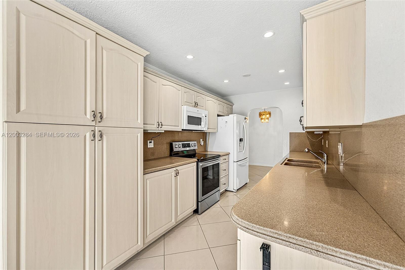 Real estate property located at 2832 10th Ave, Broward, Jenada Isle, Wilton Manors, FL