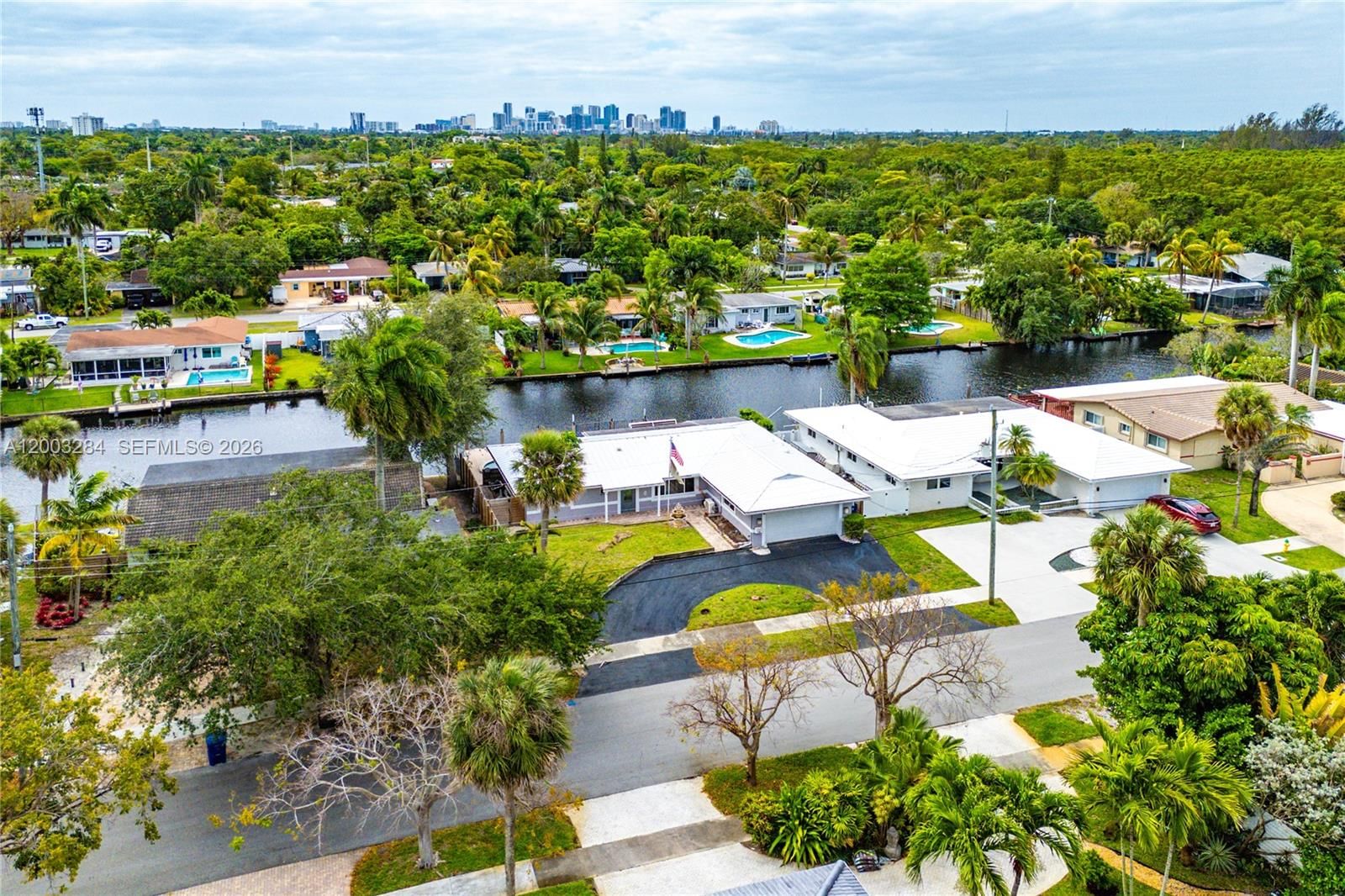 Real estate property located at 2832 10th Ave, Broward, Jenada Isle, Wilton Manors, FL