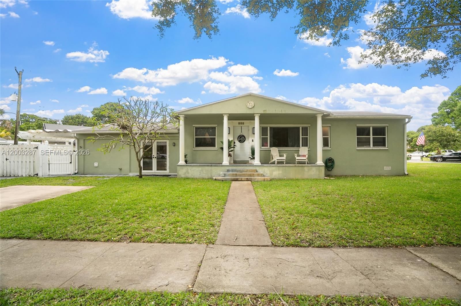 Real estate property located at 899 Country Club Cir, Broward, Golf View Heights, Plantation, FL