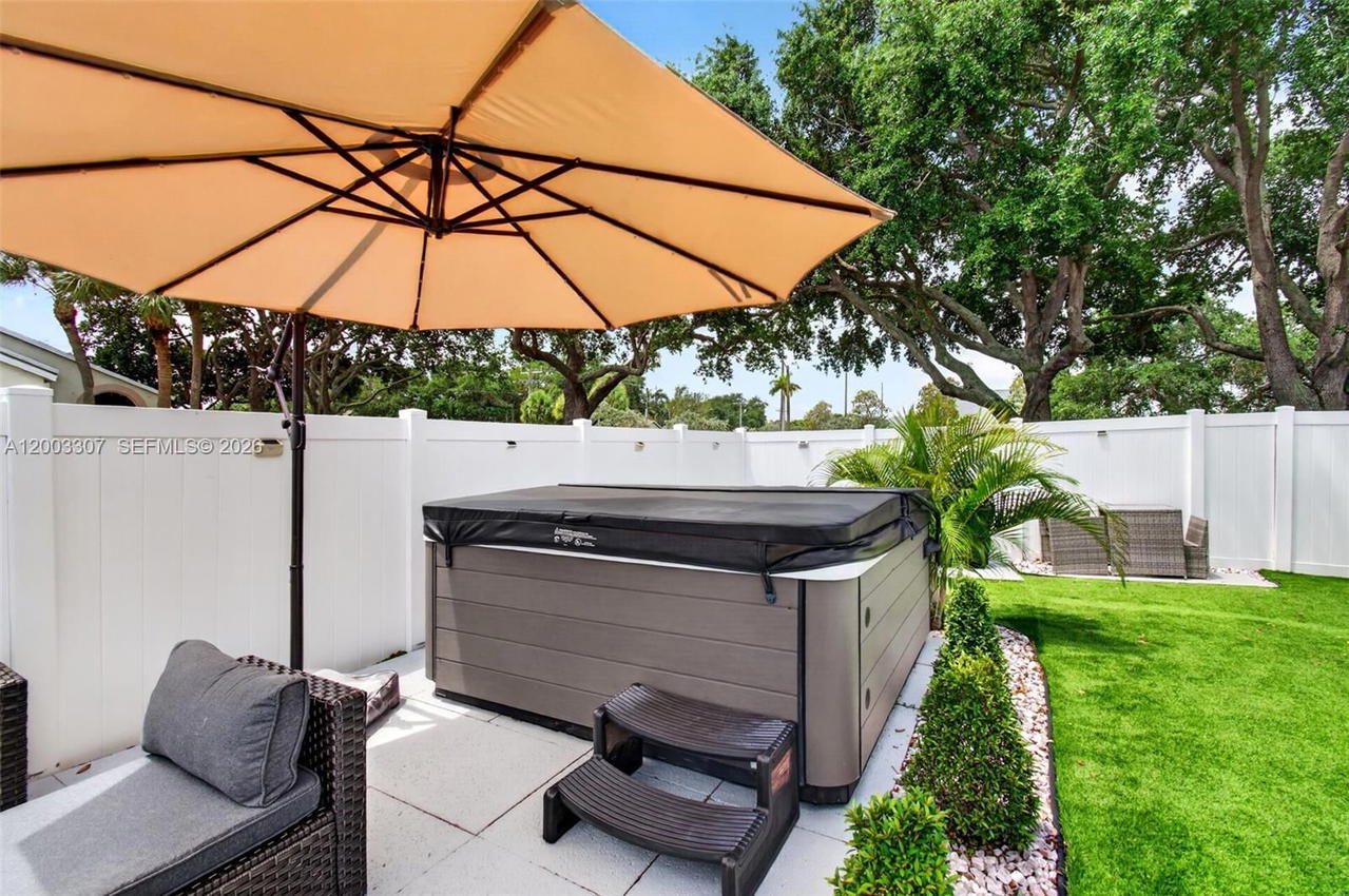 Real estate property located at 31 Bentwater Cir, Palm Beach, Boynton Lakes 6-a, Boynton Beach, FL