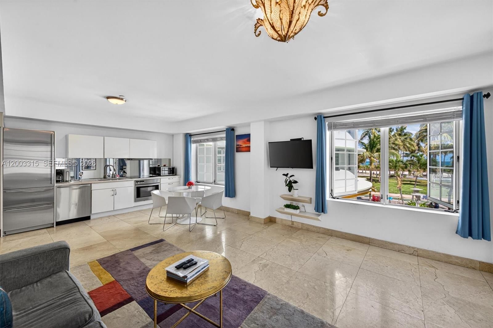 Real estate property located at 1250 Ocean Dr #3F, Miami-dade, The Carlyle Deco Hotel Co, Miami Beach, FL