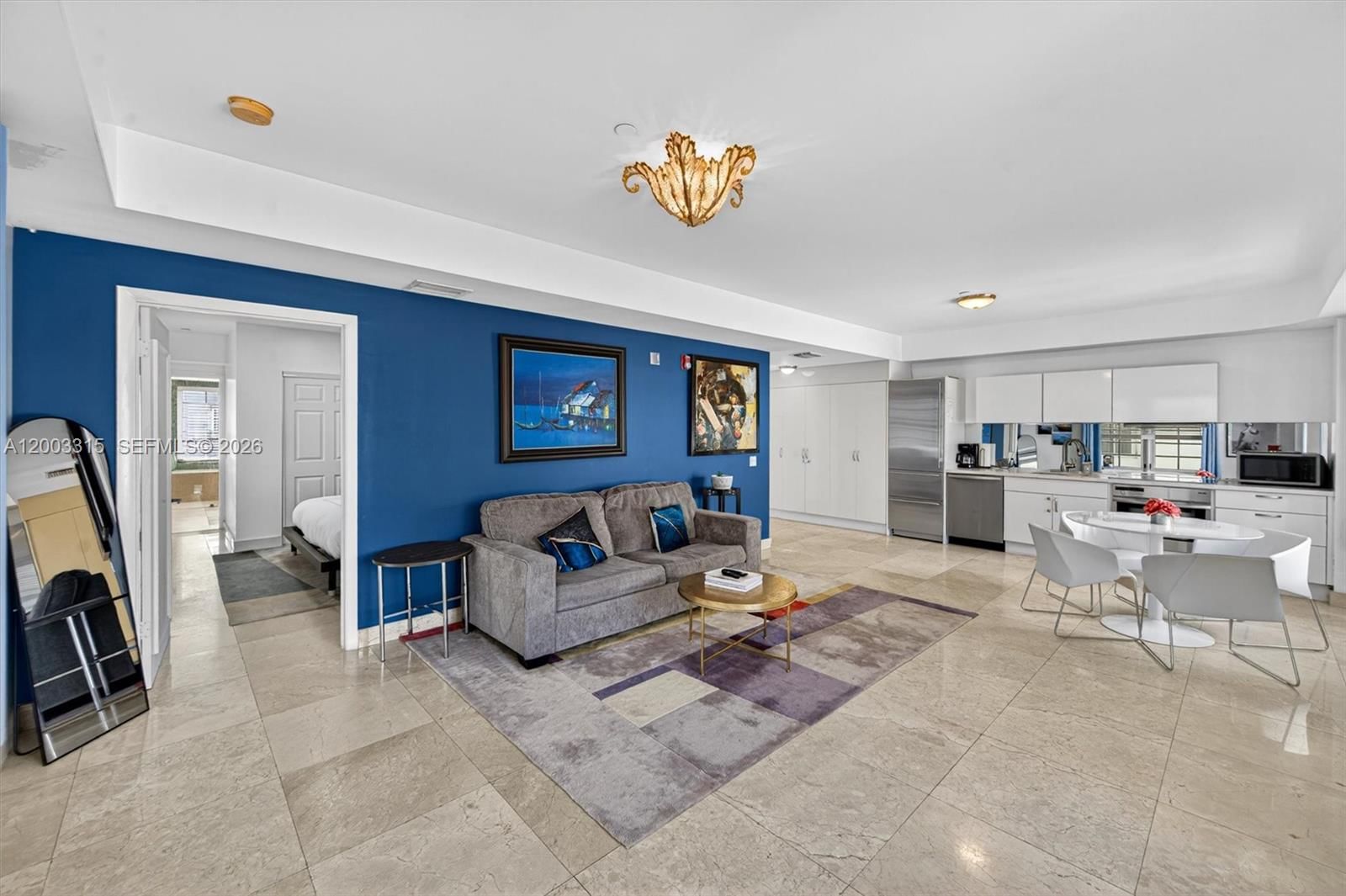 Real estate property located at 1250 Ocean Dr #3F, Miami-dade, The Carlyle Deco Hotel Co, Miami Beach, FL