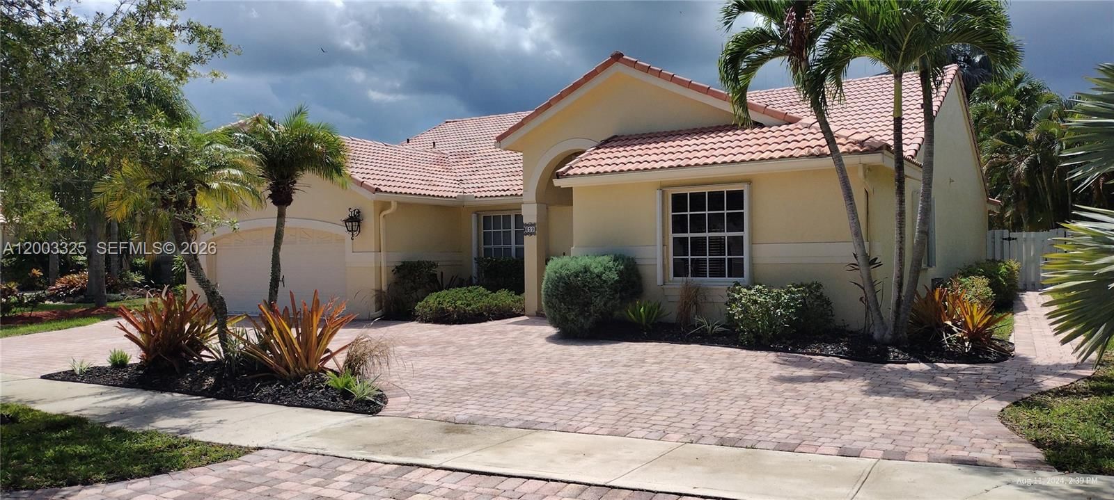 Real estate property located at 659 Verona Pl, Broward, Verona, Weston, FL
