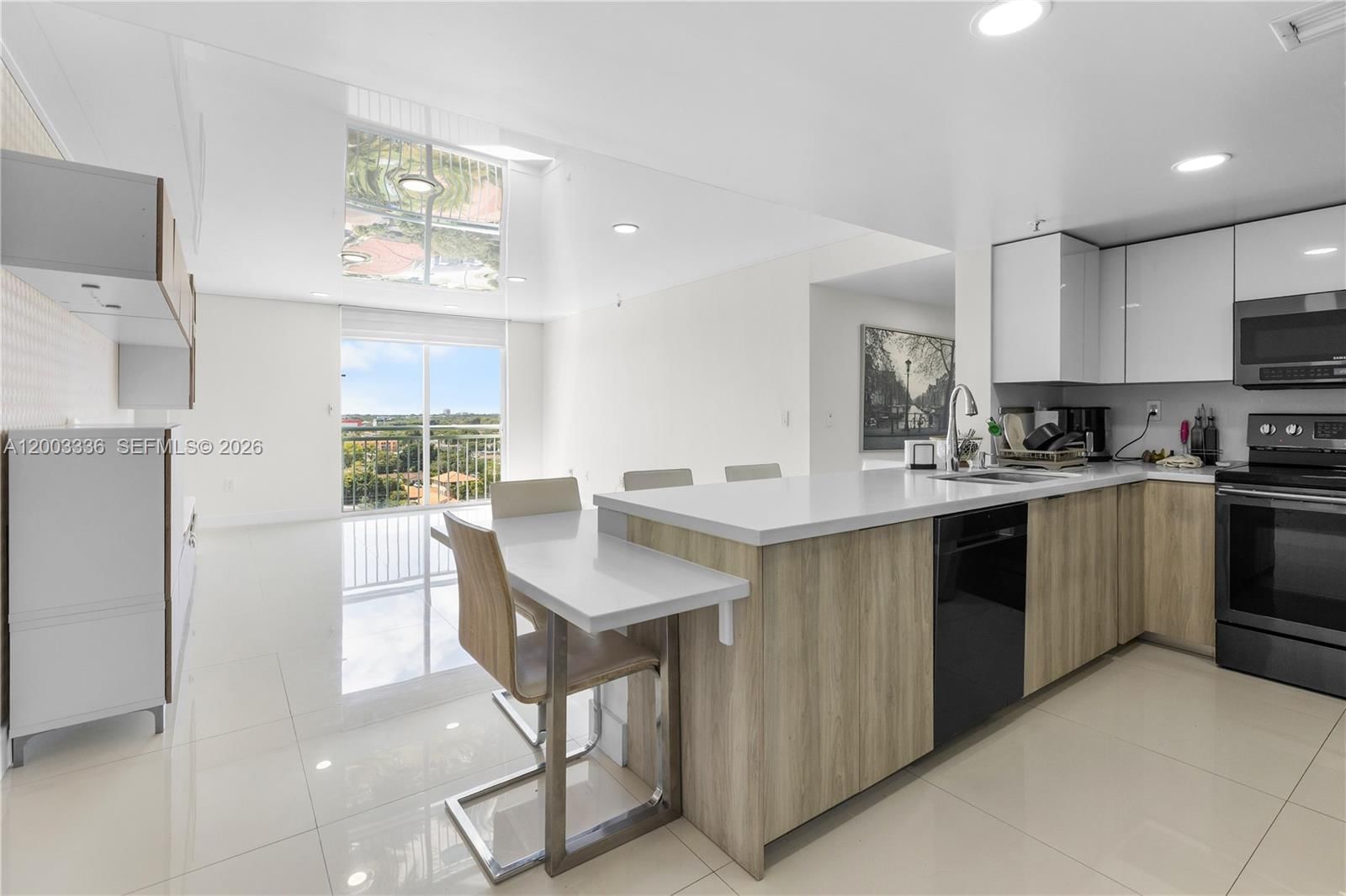 Real estate property located at 3000 Coral Way #1110, Miami-dade, The Aston Condo, Miami, FL