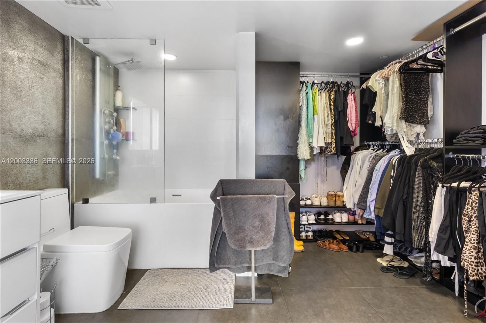 Real estate property located at 3000 Coral Way #1110, Miami-dade, The Aston Condo, Miami, FL