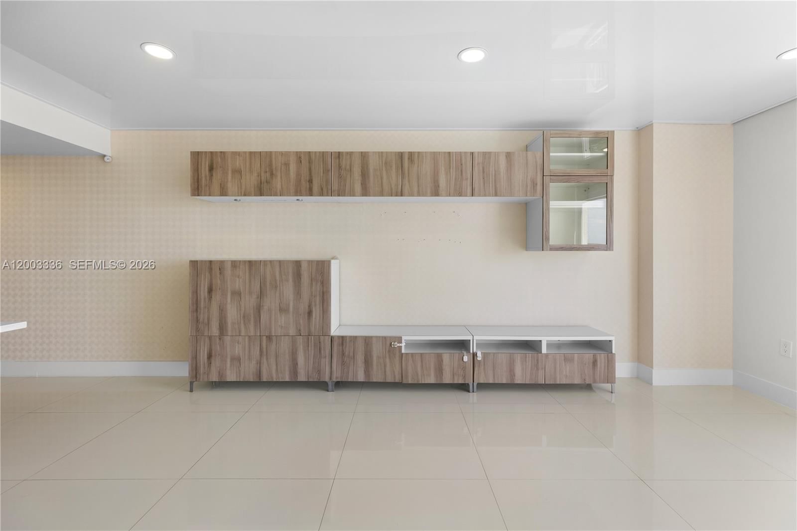 Real estate property located at 3000 Coral Way #1110, Miami-dade, The Aston Condo, Miami, FL