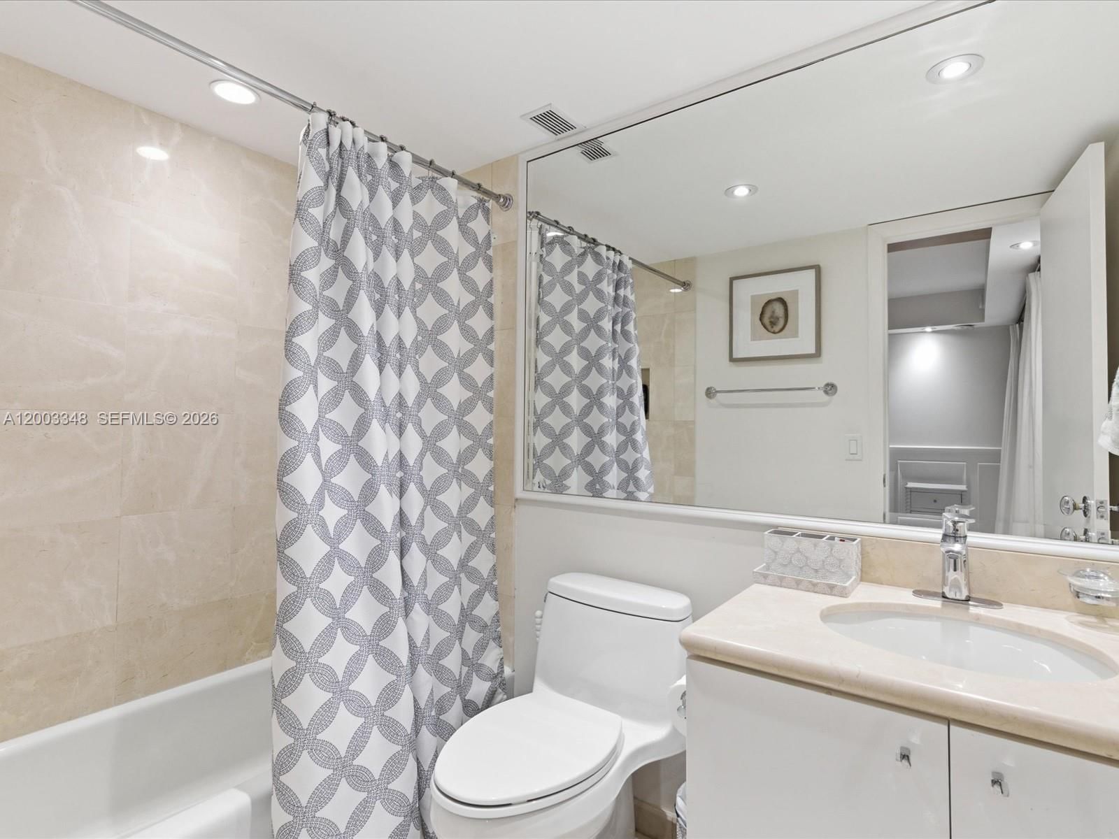 Real estate property located at 600 Grapetree Dr #10BN, Miami-dade, Mar-azul Condo, Key Biscayne, FL