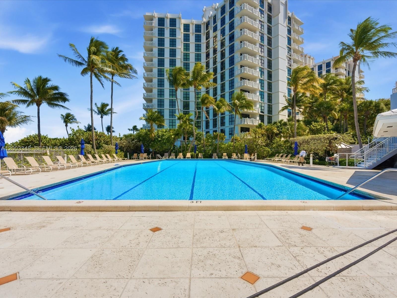 Real estate property located at 600 Grapetree Dr #10BN, Miami-dade, Mar-azul Condo, Key Biscayne, FL