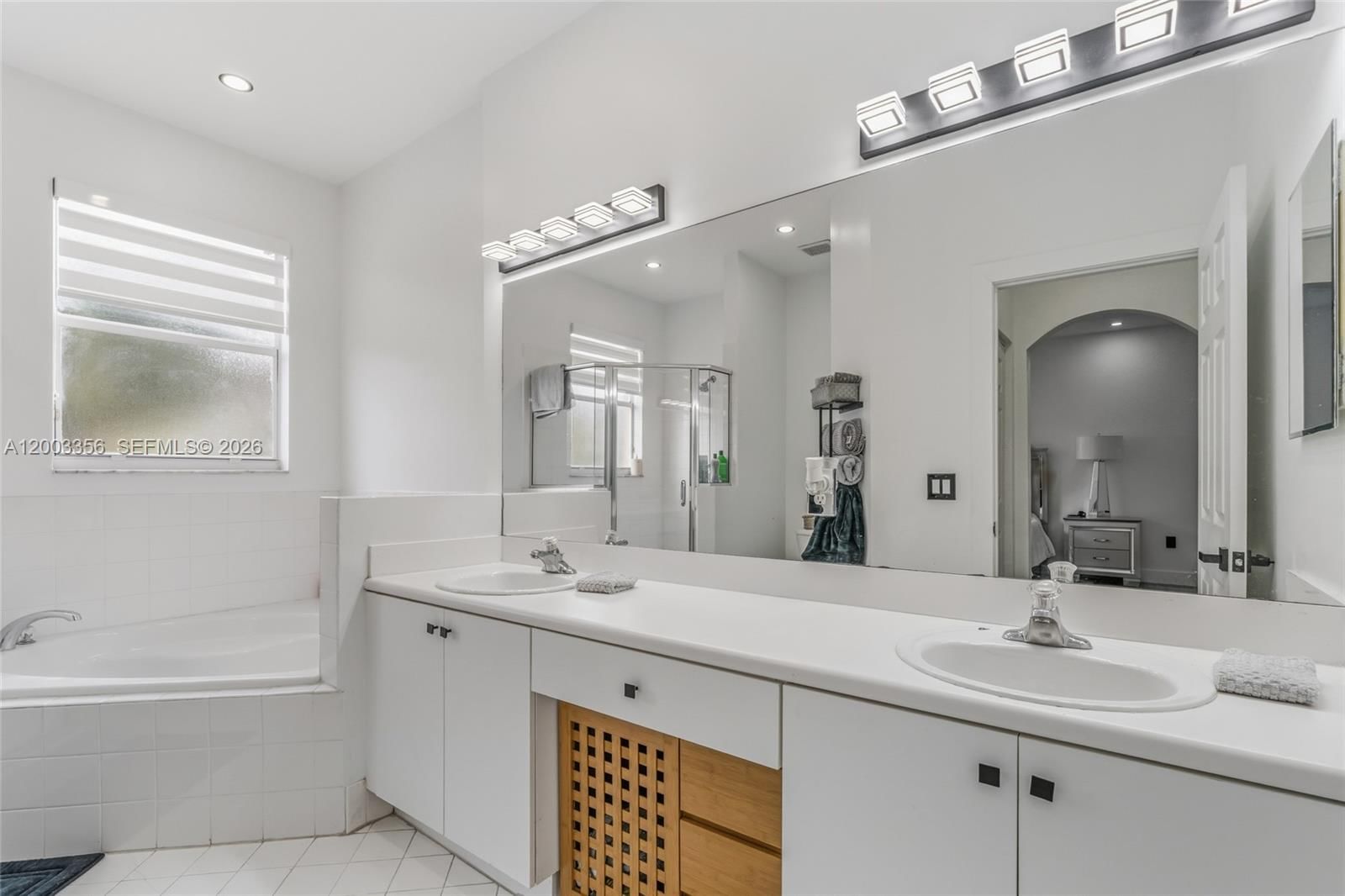 Real estate property located at 12880 134th Ter, Miami-dade, Courts At Tuscany, Miami, FL