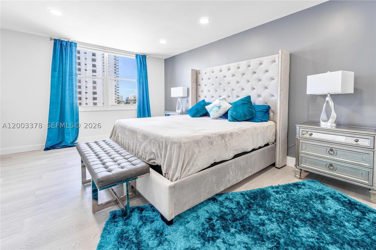 Real estate property located at 2501 Ocean Dr #536, Broward, Wave Condo, Hollywood, FL