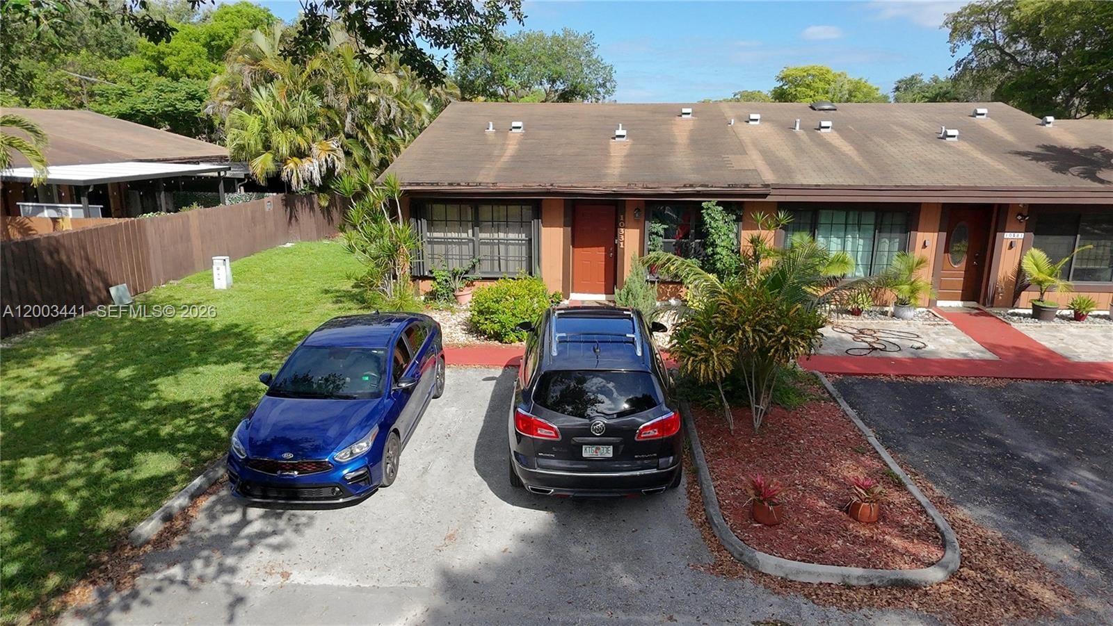 Real estate property located at 10331 Holly Ct, Broward, Everglades Sugar & Land C, Pembroke Pines, FL