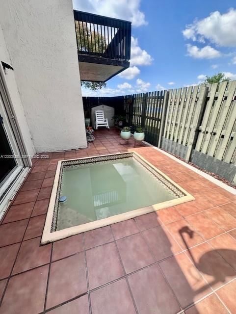 Real estate property located at 15070 49th Ln D106, Miami-dade, Lks Of Meadow Vilg Homes, Miami, FL