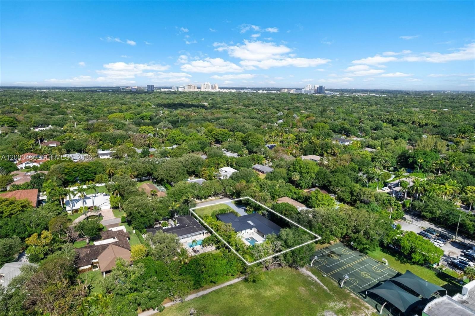 Real estate property located at 10235 58th Ct, Miami-dade, Bouganvillea Court Homesi, Pinecrest, FL