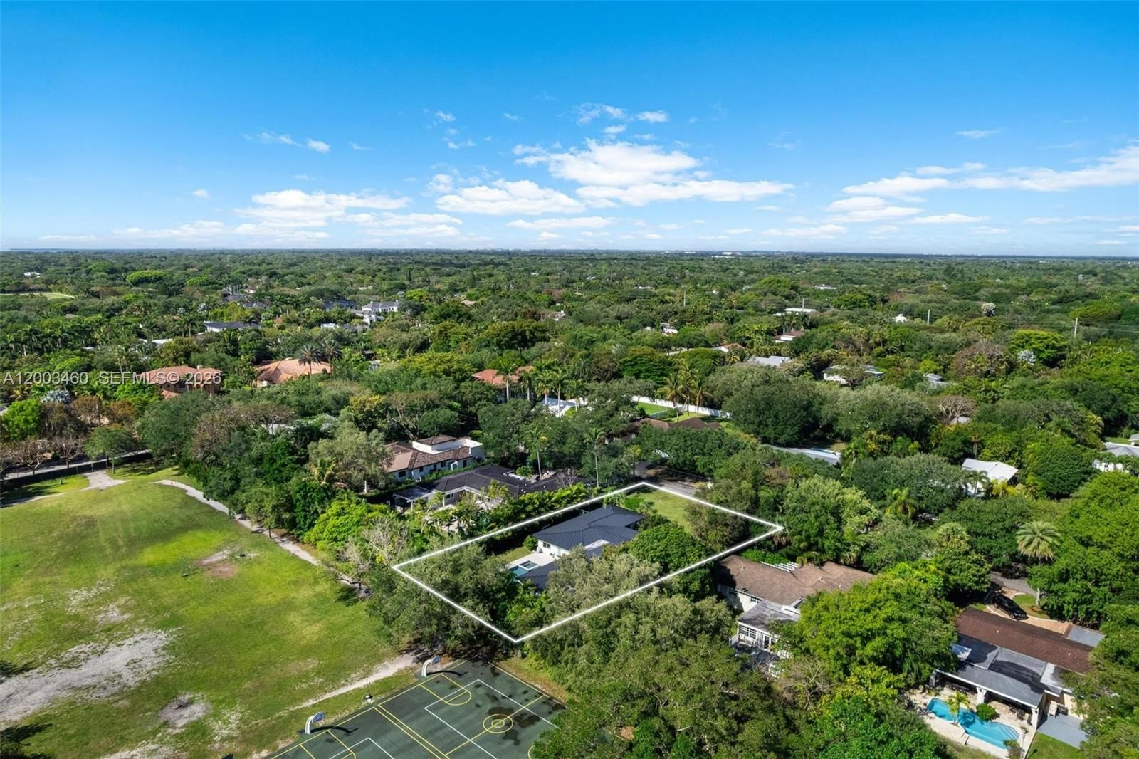 Real estate property located at 10235 58th Ct, Miami-dade, Bouganvillea Court Homesi, Pinecrest, FL