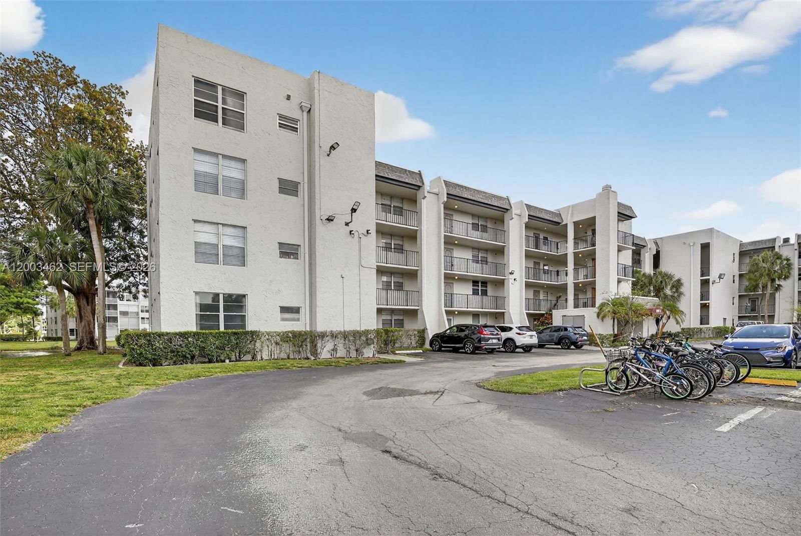 Real estate property located at 9235 Lagoon Pl #404, Broward, Poinciana 10 Pine Island, Davie, FL
