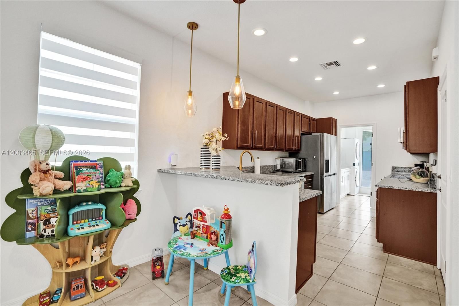 Real estate property located at 4002 Poinciana Ln, Broward, Hillcrest Country Club No, Hollywood, FL