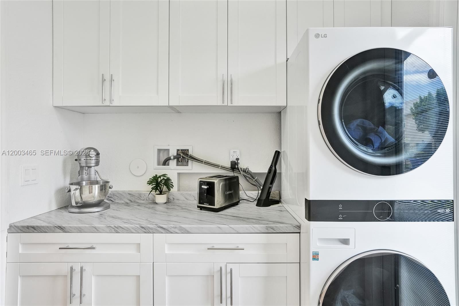 Real estate property located at 4002 Poinciana Ln, Broward, Hillcrest Country Club No, Hollywood, FL