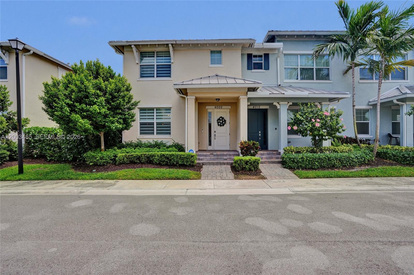 Real estate property located at 4002 Poinciana Ln, Broward, Hillcrest Country Club No, Hollywood, FL