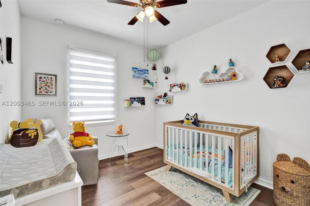 Real estate property located at 4002 Poinciana Ln, Broward, Hillcrest Country Club No, Hollywood, FL